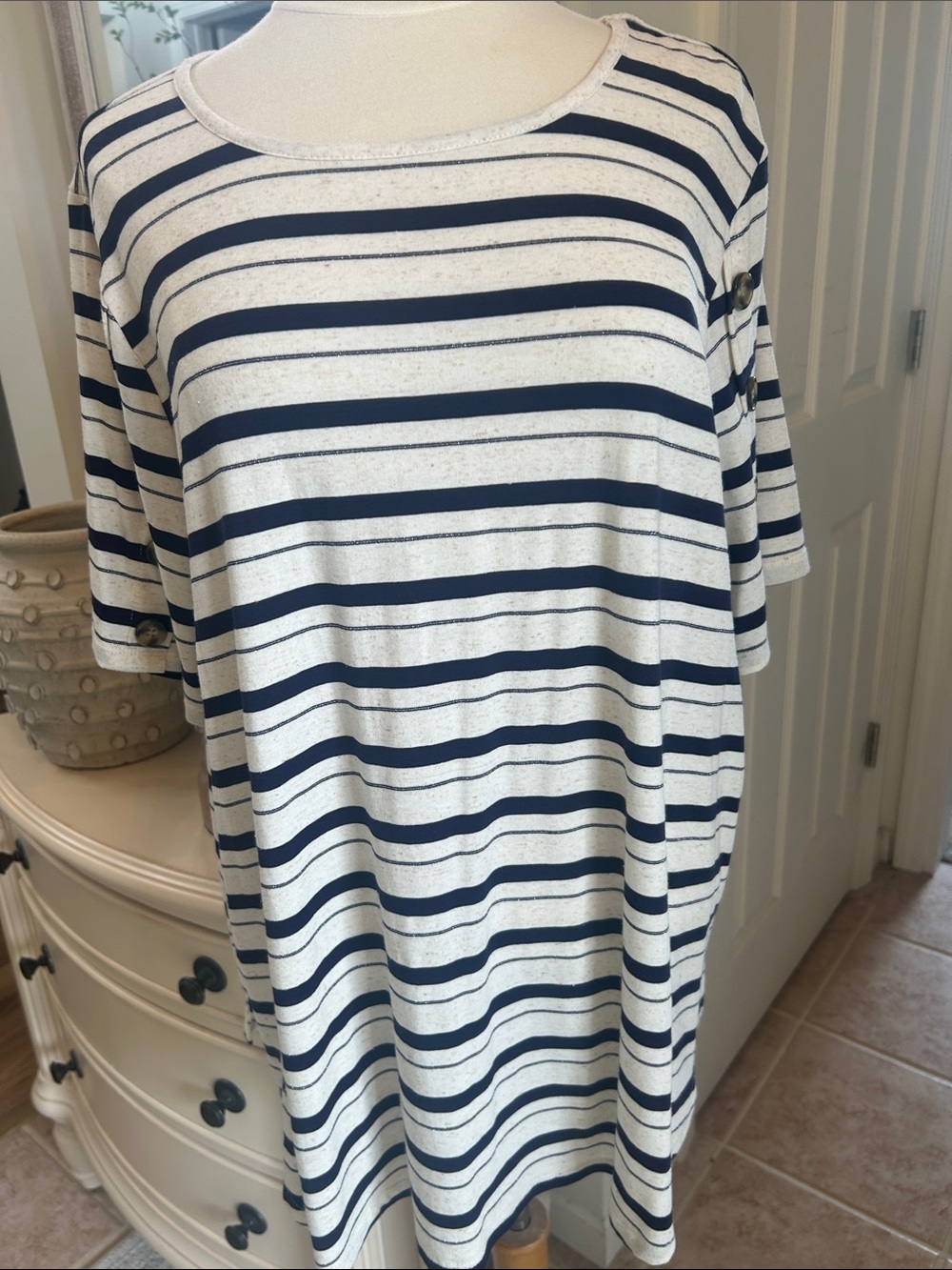 NWT RETROLOGY SZ 2 X  Striped Navy and Cream Women's Top
